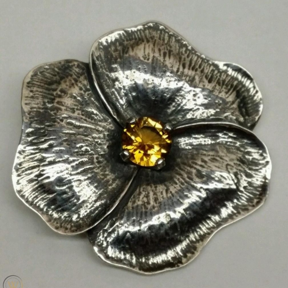 Sterling silver citrine brooch with choker